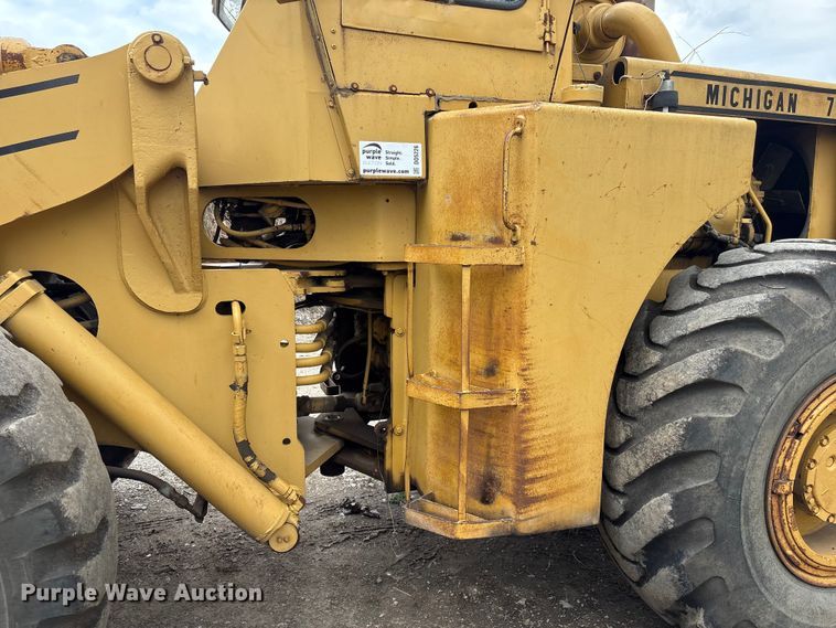 image for item DO5226 Michigan 75-3A wheel loader
