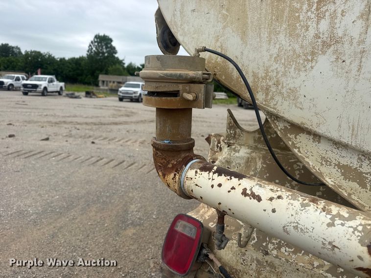 image for item DO8513 2008 International WorkStar 7500 water truck