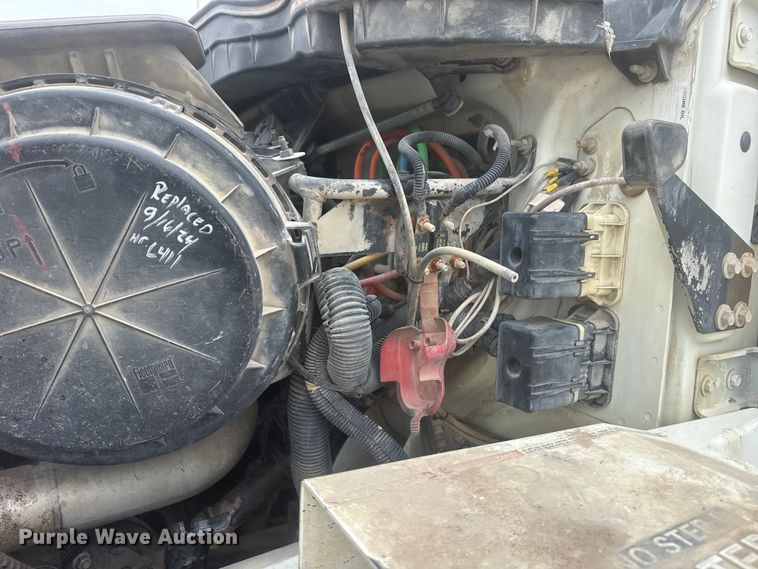 image for item DO8513 2008 International WorkStar 7500 water truck