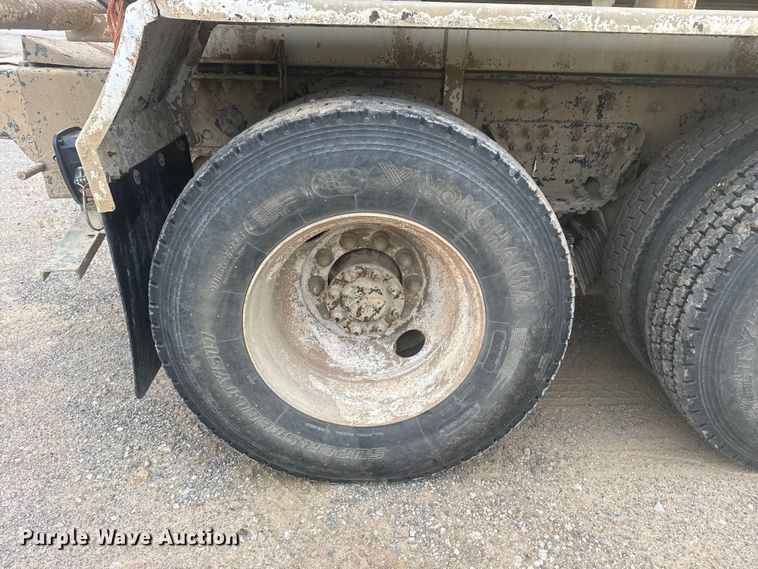 image for item DO8513 2008 International WorkStar 7500 water truck