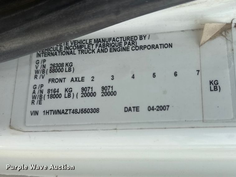 image for item DO8513 2008 International WorkStar 7500 water truck