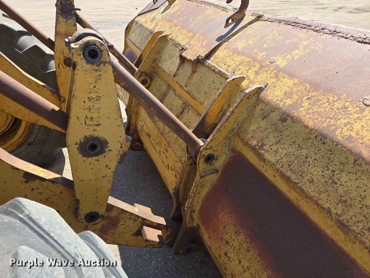 image for item DP8918 Caterpillar 950 wheel loader