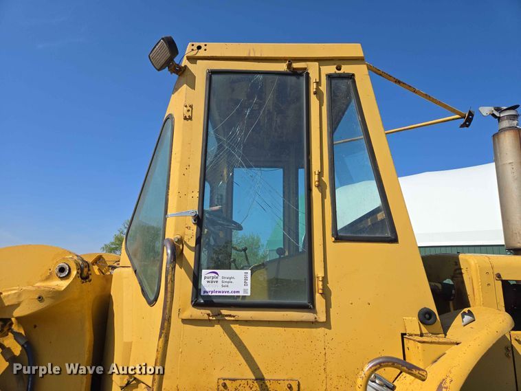 image for item DP8918 Caterpillar 950 wheel loader