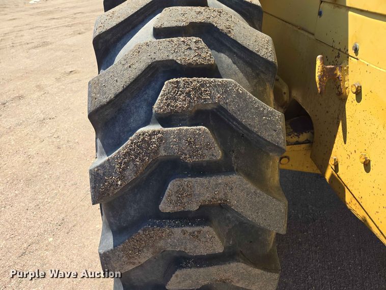 image for item DP8918 Caterpillar 950 wheel loader