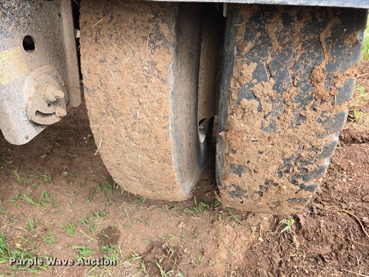 image for item DP8919 2013 Side Dump Industries DS47CAR3 side dump trailer