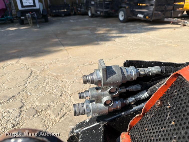 image for item DQ7765 2019 Ditch Witch SK1050 compact utility loader