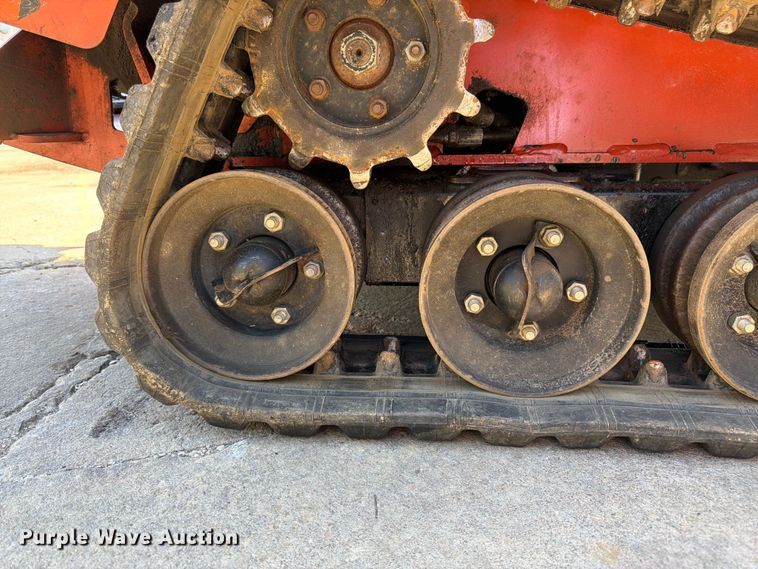 image for item DQ7765 2019 Ditch Witch SK1050 compact utility loader