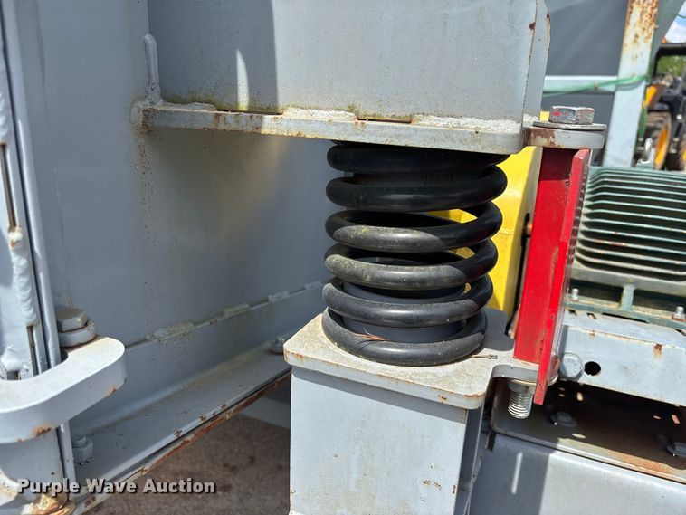 image for item DU6264 SMICO vibratory screen