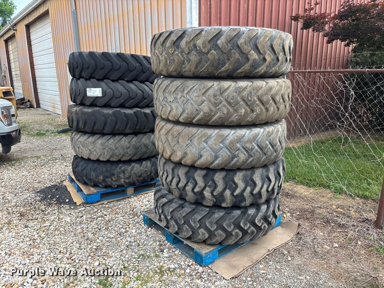 image for item DU6272 Tires and wheels