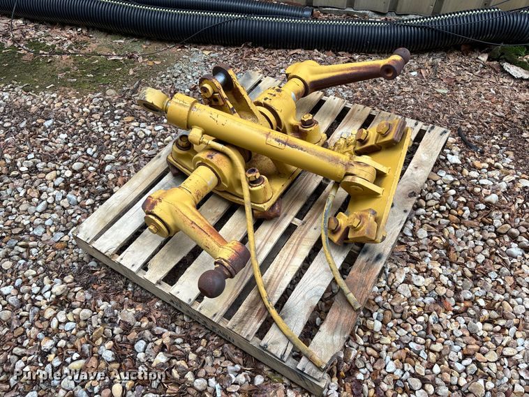image for item DU6273 Caterpillar scarifier