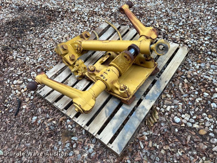 image for item DU6273 Caterpillar scarifier