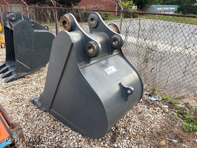 image for item DU6275 Caterpillar excavator bucket