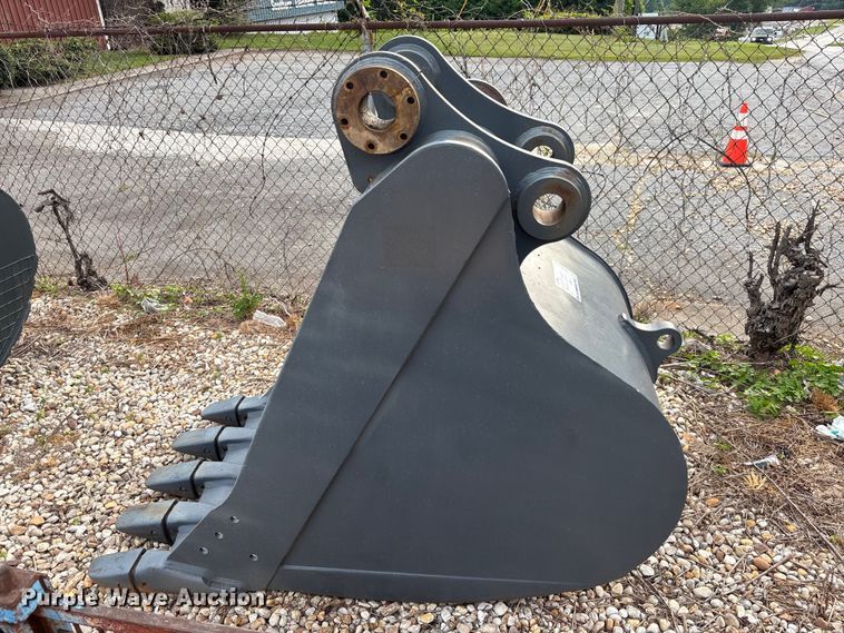 image for item DU6275 Caterpillar excavator bucket