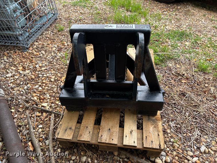 image for item DU6277 2022 Star Industries 1302TK forklift boom