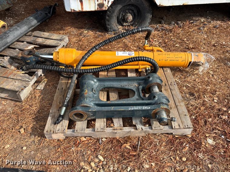 image for item DU6279 Excavator parts
