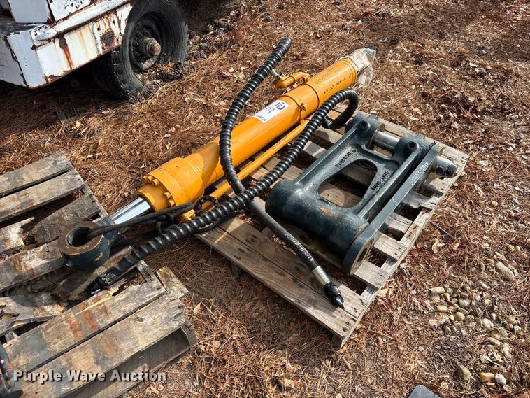 image for item DU6279 Excavator parts