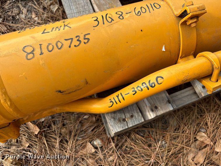 image for item DU6279 Excavator parts