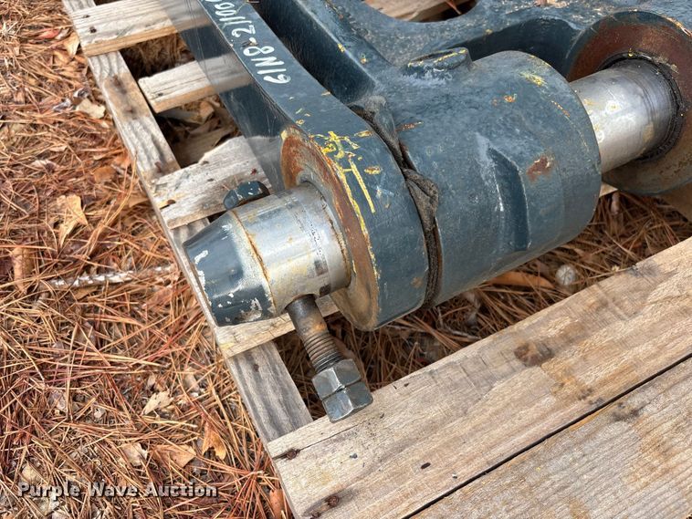 image for item DU6279 Excavator parts