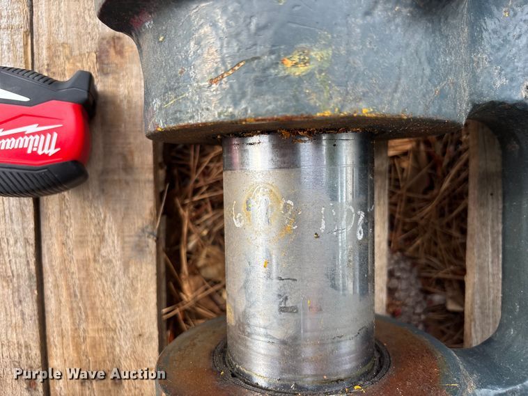 image for item DU6279 Excavator parts
