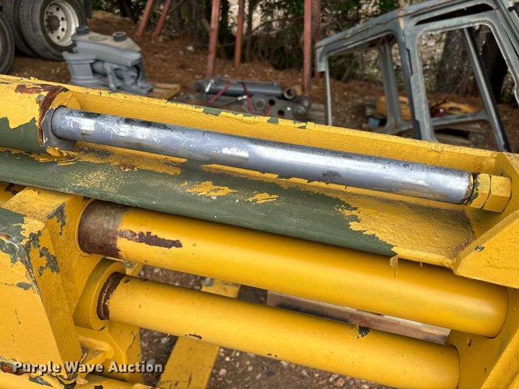 image for item DU6281 John Deere TRAM 644ER wheel loader forks