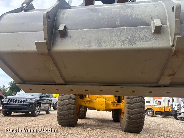image for item DU6282 Volvo 11391109 wheel loader bucket