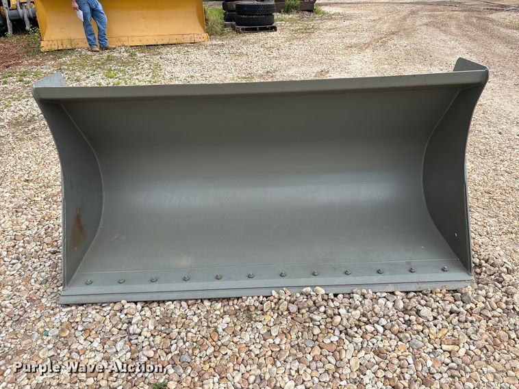 image for item DU6282 Volvo 11391109 wheel loader bucket