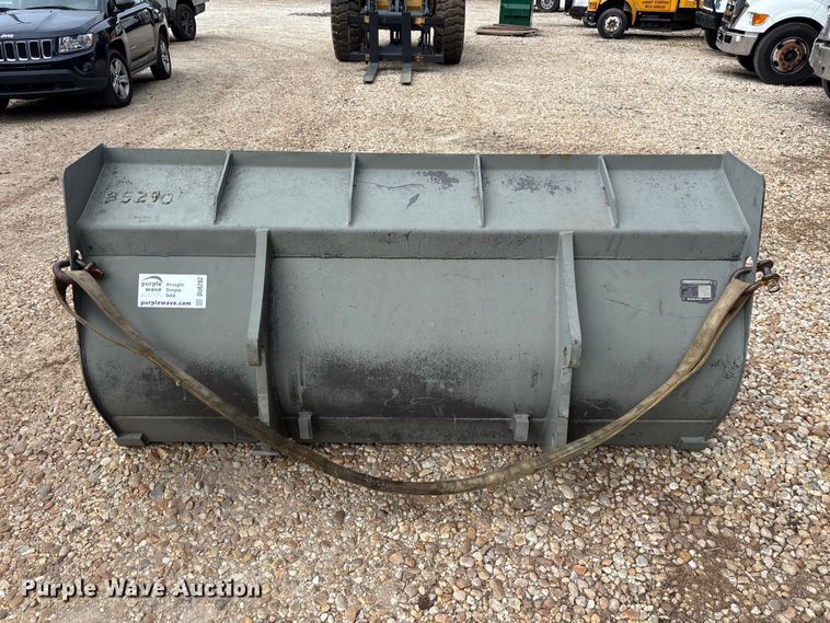 image for item DU6282 Volvo 11391109 wheel loader bucket