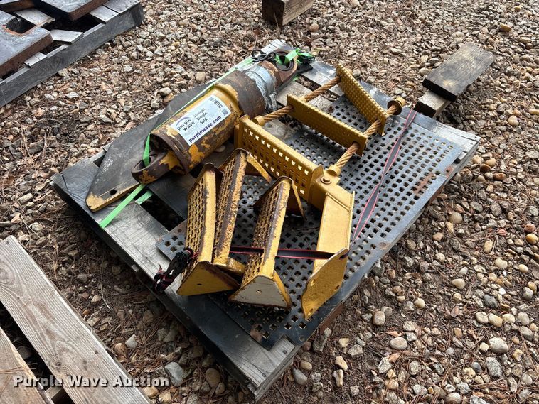 image for item DU6288 Haul truck parts