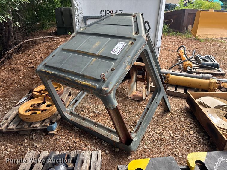 image for item DU6292 Dozer parts