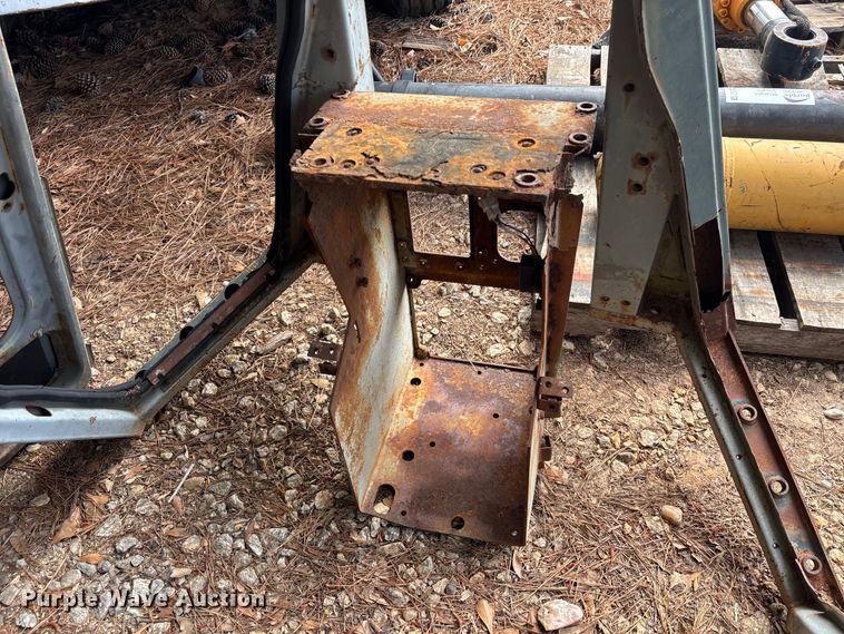 image for item DU6292 Dozer parts