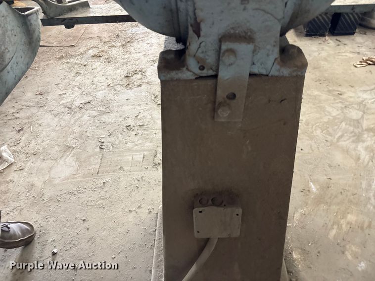 image for item DU6300 Bradford Metalmaster grinder