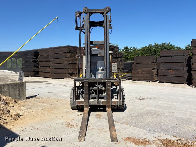 image for item DV4321 1999 Taylor THD300 forklift