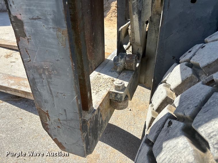 image for item DV4321 1999 Taylor THD300 forklift