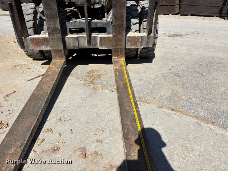 image for item DV4321 1999 Taylor THD300 forklift