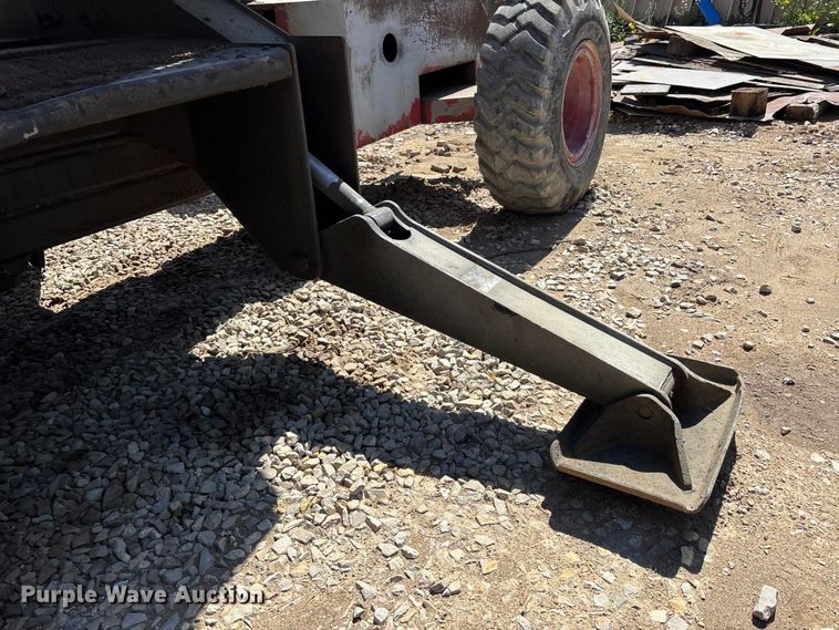 image for item DV4322 Prentice 2210 log loader