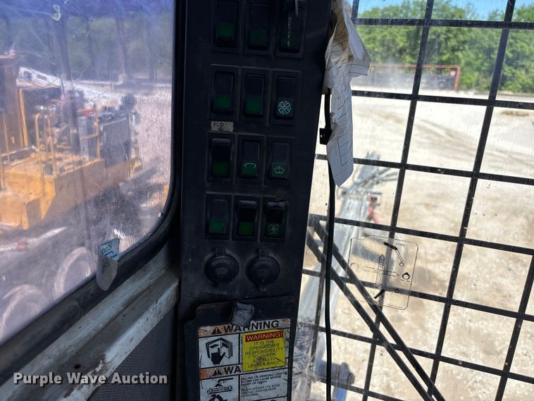 image for item DV4322 Prentice 2210 log loader