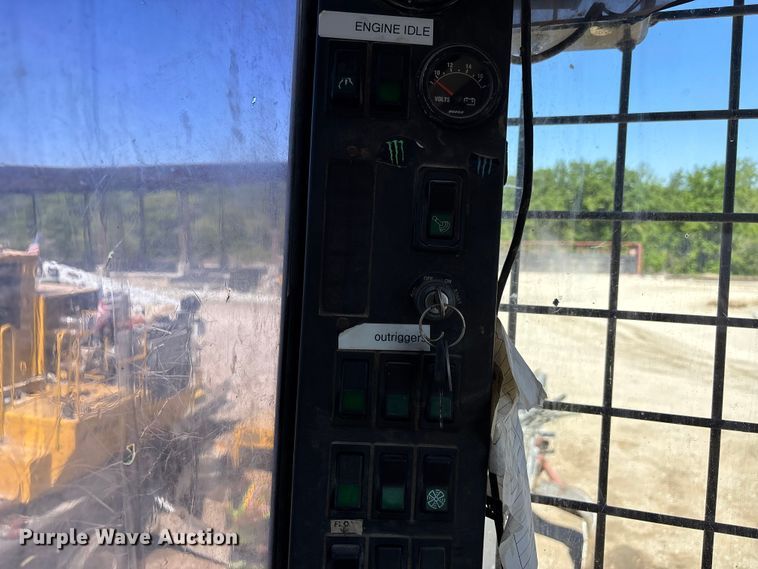 image for item DV4322 Prentice 2210 log loader