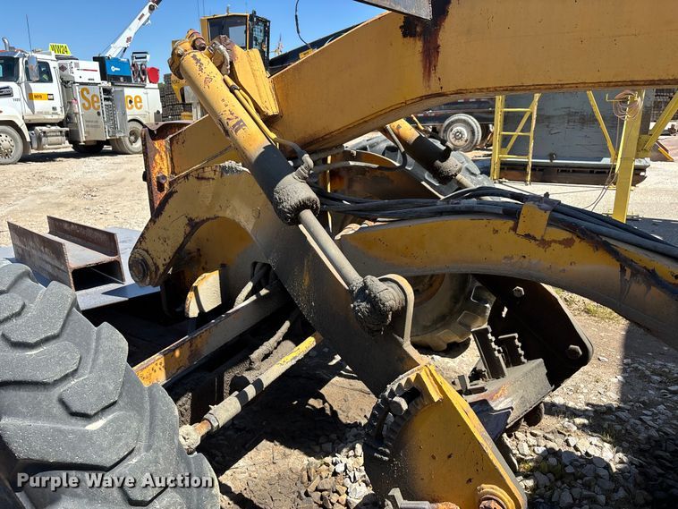 image for item DV4323 Galion G-18 motor grader