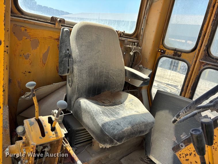 image for item DV4323 Galion G-18 motor grader
