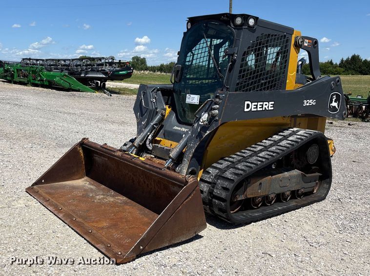 image for item DV4326 2022 John Deere 325G tracked skid steer loader