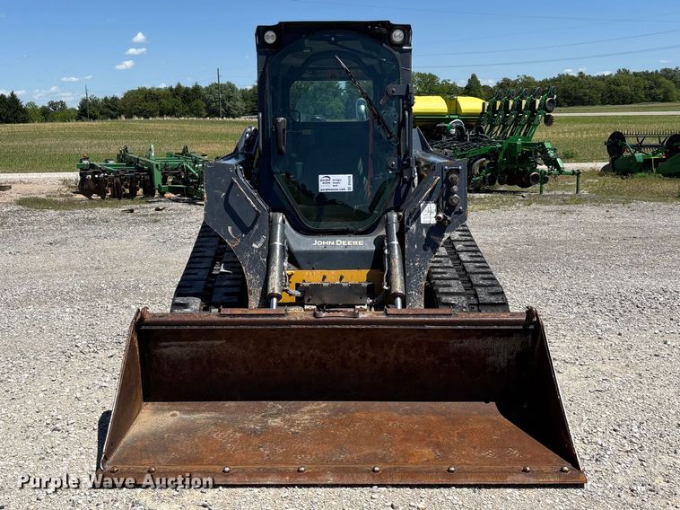 image for item DV4326 2022 John Deere 325G tracked skid steer loader