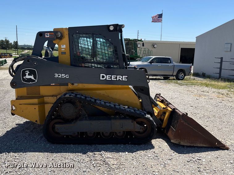 image for item DV4326 2022 John Deere 325G tracked skid steer loader
