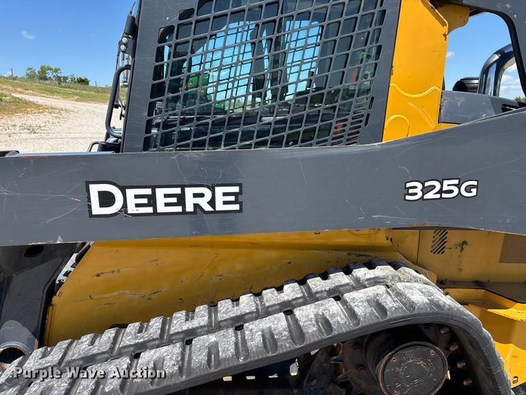image for item DV4326 2022 John Deere 325G tracked skid steer loader