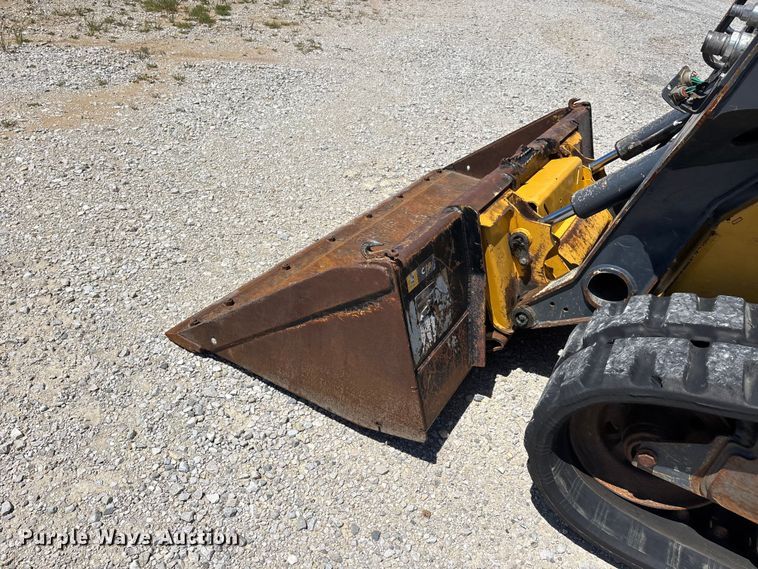 image for item DV4326 2022 John Deere 325G tracked skid steer loader