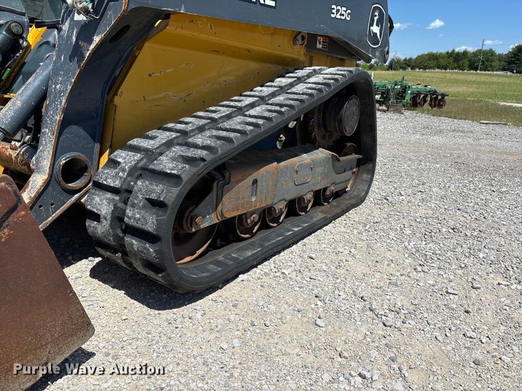 image for item DV4326 2022 John Deere 325G tracked skid steer loader
