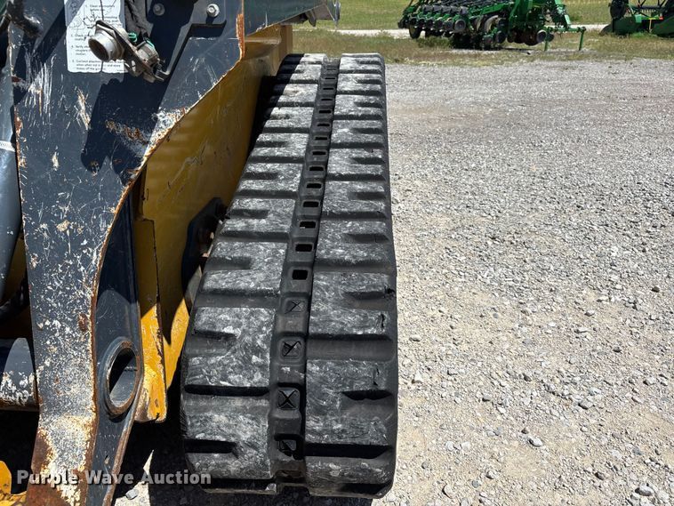 image for item DV4326 2022 John Deere 325G tracked skid steer loader