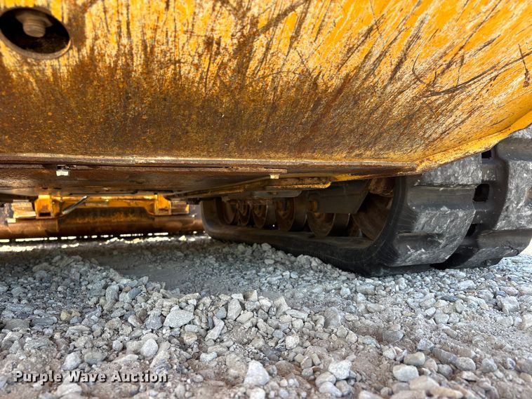 image for item DV4326 2022 John Deere 325G tracked skid steer loader