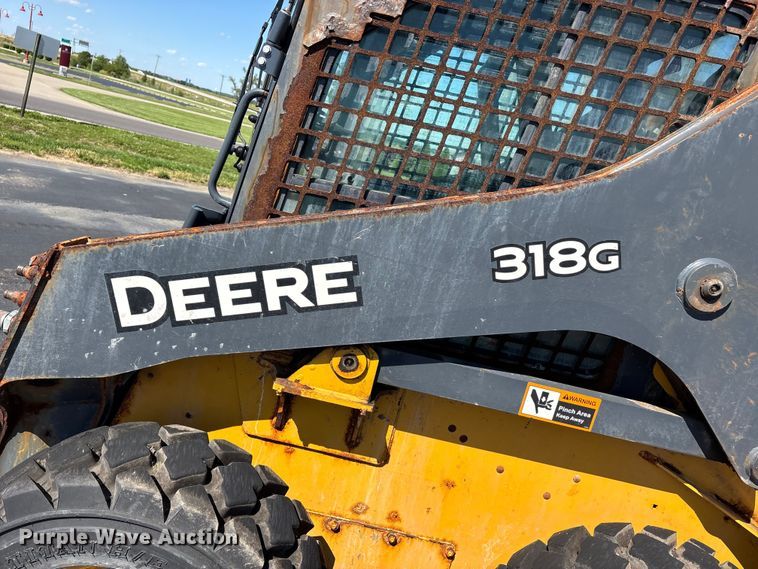 image for item DV4327 2020 John Deere 318G skid steer loader