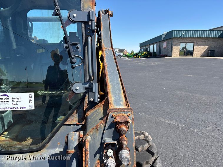 image for item DV4327 2020 John Deere 318G skid steer loader