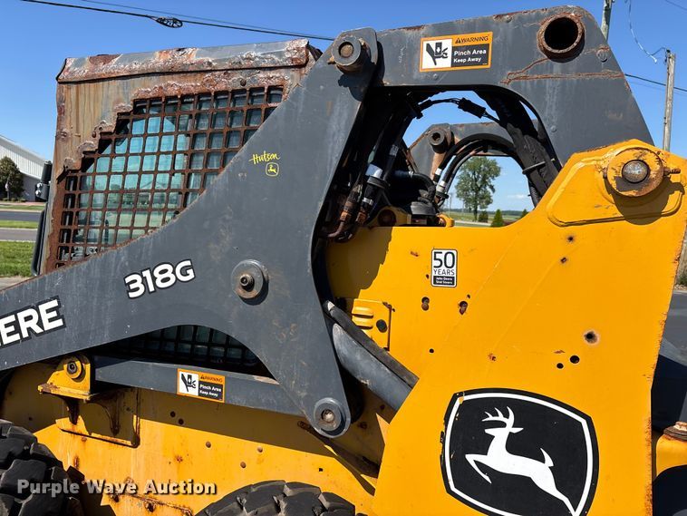 image for item DV4327 2020 John Deere 318G skid steer loader